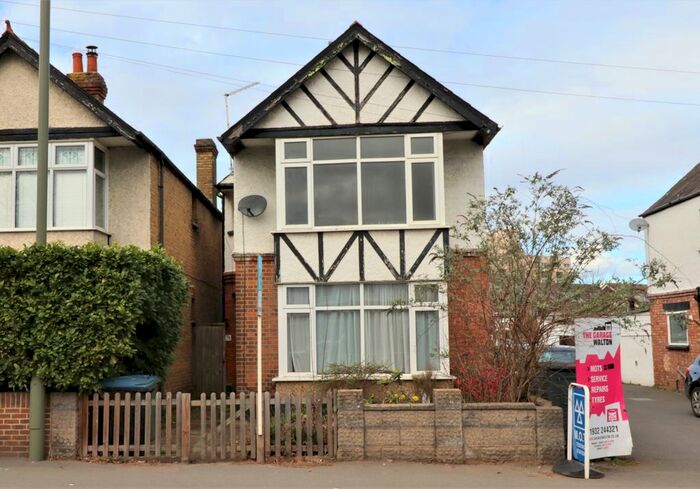 1 Bedroom Maisonette To Rent In Terrace Road, Hersham, Surrey, KT12