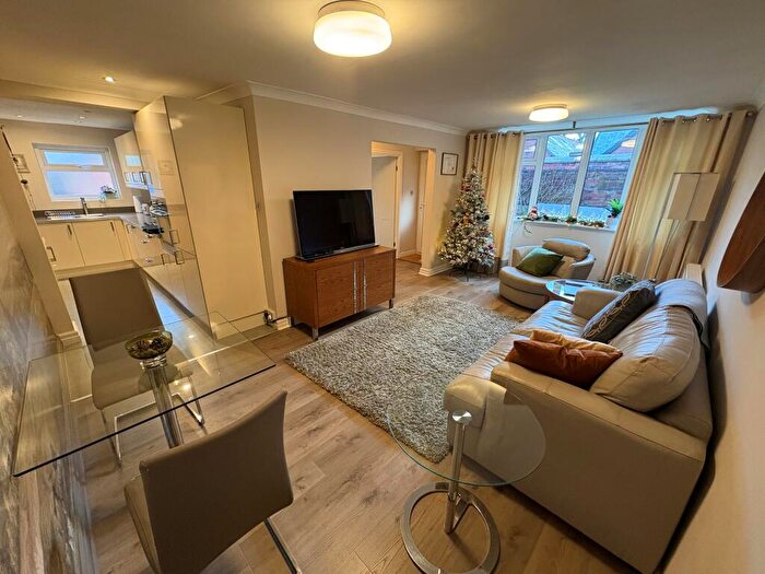 1 Bedroom House To Rent In Clifton Drive North, Lytham St Annes, FY8