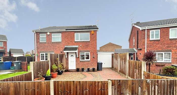2 Bedroom Semi Detached House For Sale In Aldcliffe Crescent, Doncaster, DN4