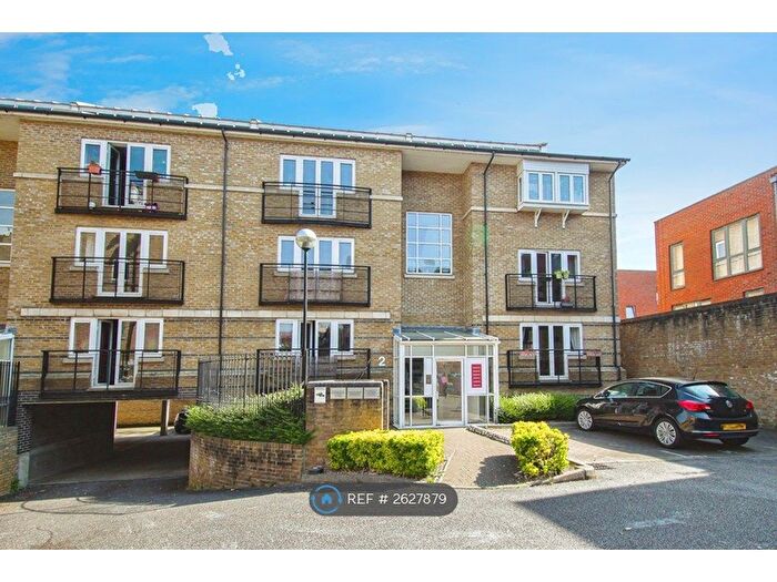 2 Bedroom Flat To Rent In Menai Place, London, E3