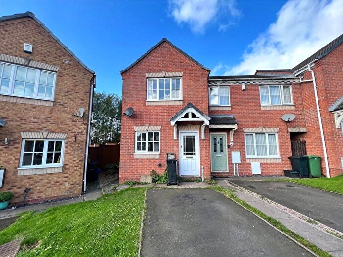 2 Bedroom End Of Terrace House To Rent In Richborough Drive, Dudley, West Midlands, DY1