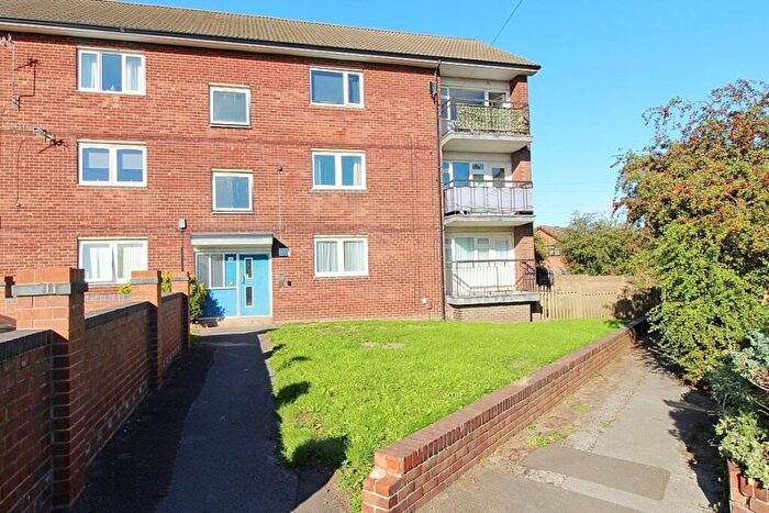 2 Bedroom Apartment For Sale In Fortway Road, Brinsworth, Rotherham, S60