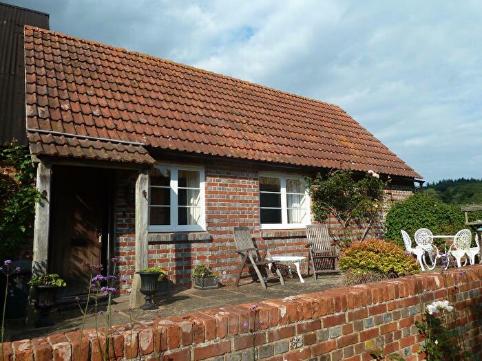 2 Bedroom Cottage To Rent In Cranborne, BH21