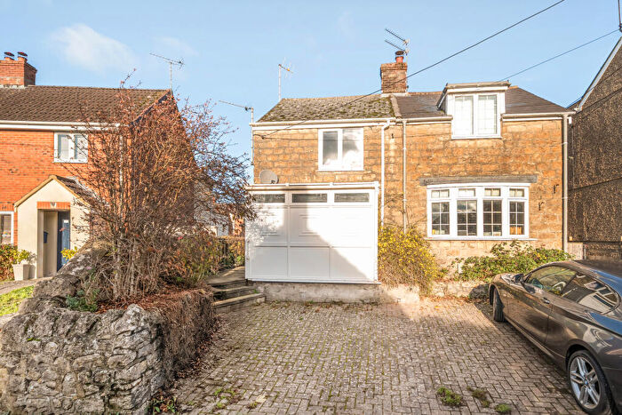 2 Bedroom Semi Detached House For Sale In Pavenhill, Purton, Swindon, SN5