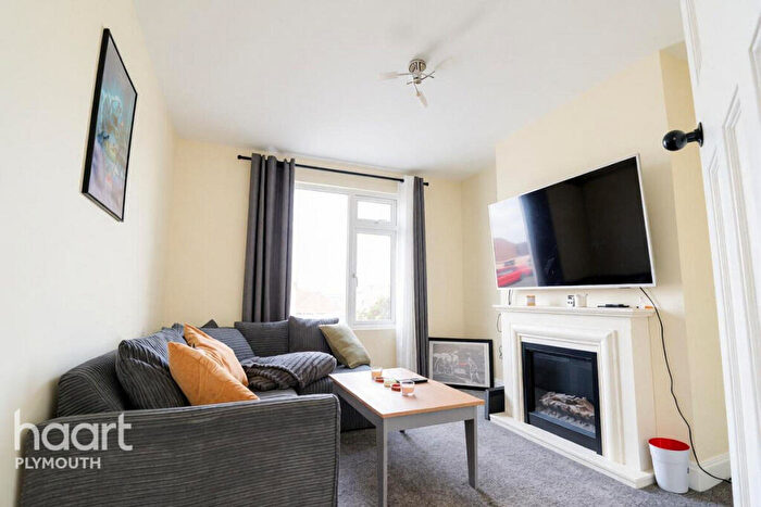 3 Bedroom Semi-Detached House To Rent In Marina Road, Plymouth, PL5