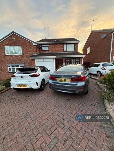3 Bedroom Semi-Detached House To Rent In Welland Road, Birmingham, B63