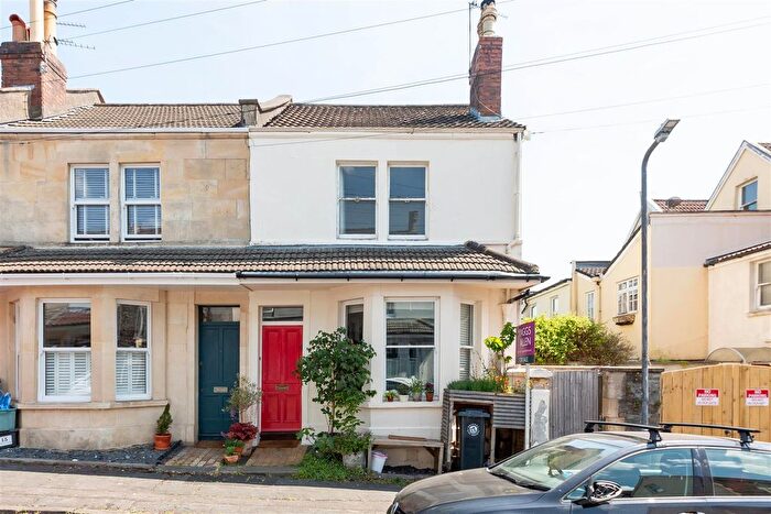 2 Bedroom End Of Terrace House For Sale In Berkeley Avenue, Bishopston, Bristol, BS7