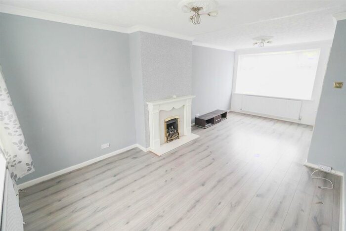 3 Bedroom Semi-Detached House To Rent In Cheam Close, Bell Green, Coventry, CV6