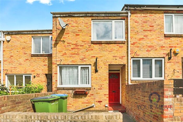 2 Bedroom Terraced House To Rent In Durham Rise, London, SE18