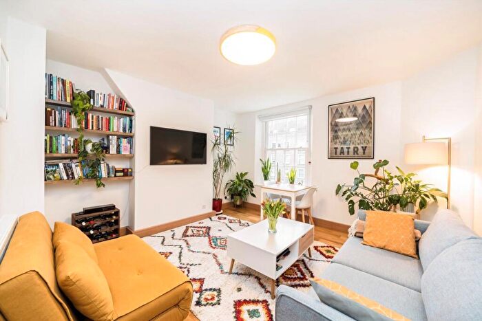 1 Bedroom Flat For Sale In Lambeth Walk, Kennington, SE11