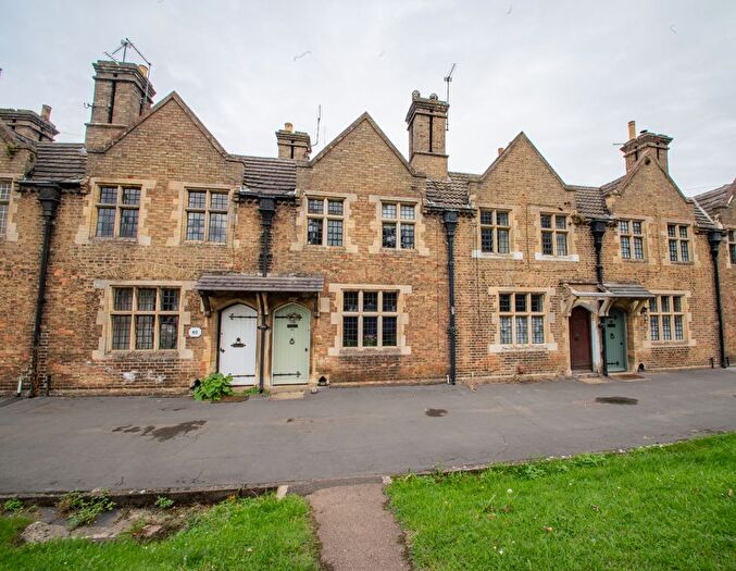 2 Bedroom Cottage For Sale In Wisbech Road, Thorney, Peterborough, PE6