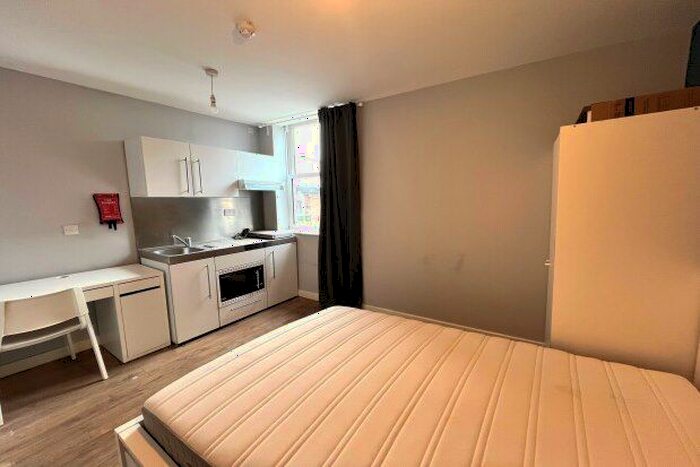 Studio To Rent In Bearwood Road, Smethwick, B66