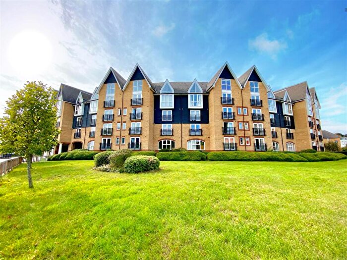 2 Bedroom Apartment For Sale In St. Peters Street, Maidstone, ME16