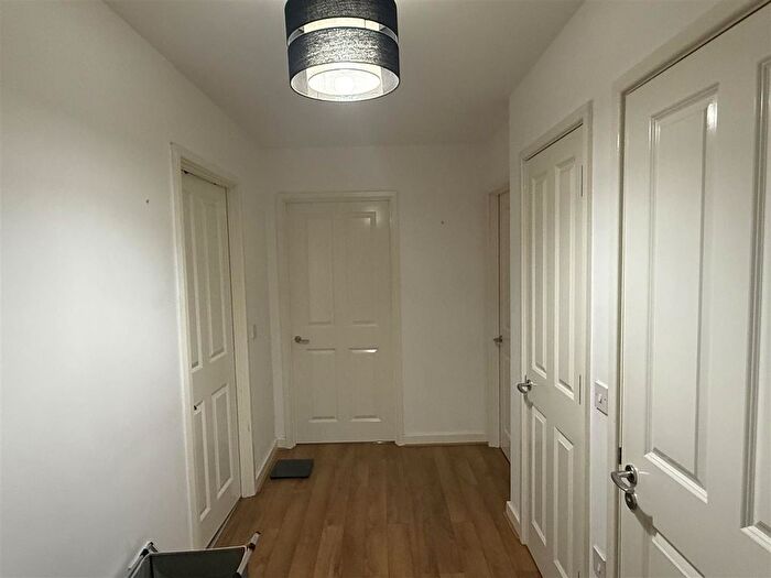 2 Bedroom Flat For Sale In Lincoln Road, Peterborough, PE1