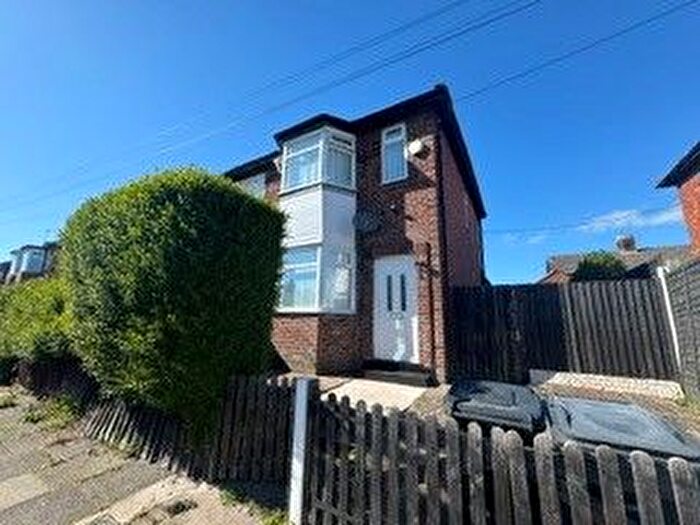 3 Bedroom Semi Detached House To Rent In Townsend Street, Birkenhead, CH41