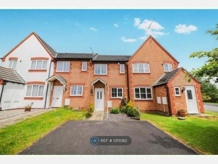 2 Bedroom Terraced House To Rent In May Close, Swindon, SN2