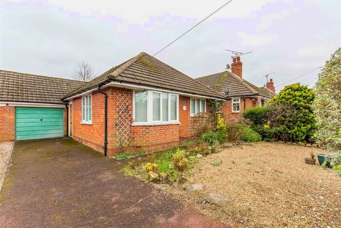 3 Bedroom Bungalow To Rent In Rysted Lane, Westerham, Kent TN16