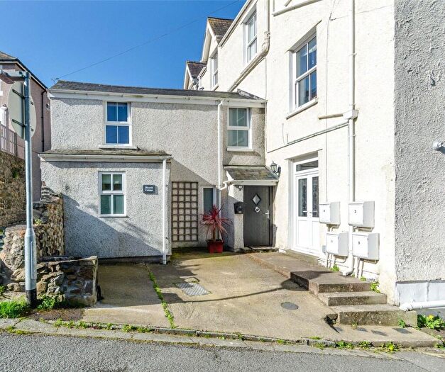 1 Bedroom House For Sale In Conway Road, Penmaenmawr, Conwy, LL34