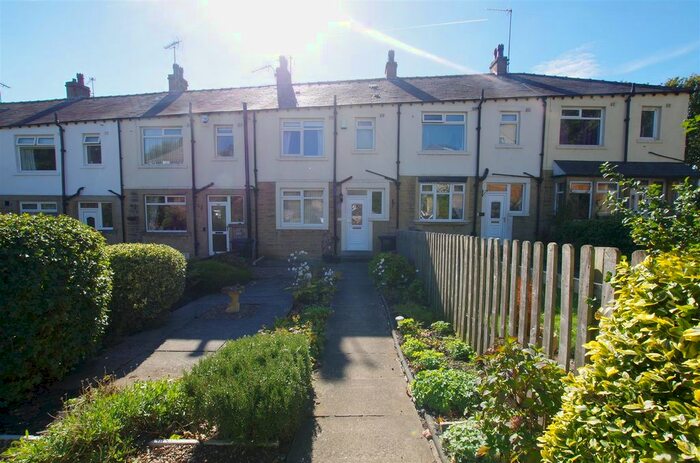 3 Bedroom Terraced House To Rent In Saddleworth Road, Greetland, Halifax, HX4
