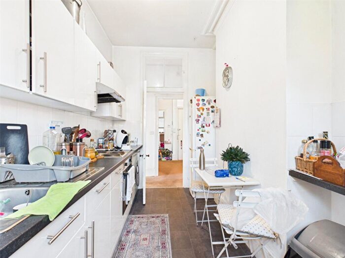 2 Bedroom Apartment To Rent In , Lansdowne Road, Worthing, BN11