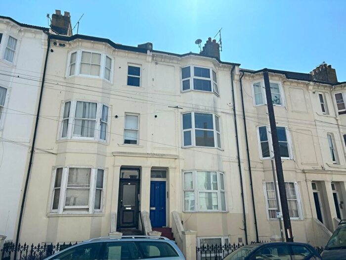 2 Bedroom Apartment To Rent In Buckingham Street, Brighton, BN1