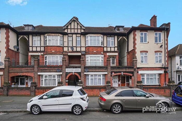 2 Bedroom Flat For Sale In Woodgrange Avenue, Harrow, HA3