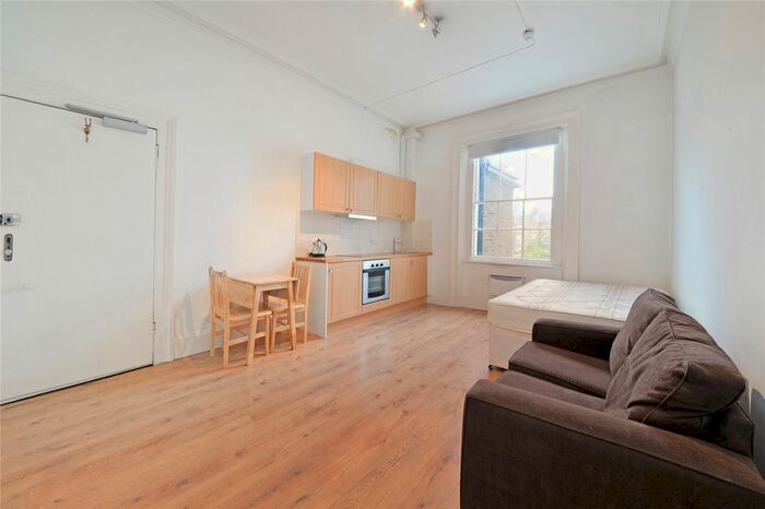 Studio To Rent In Onslow Gardens, South Kensington, London, SW7