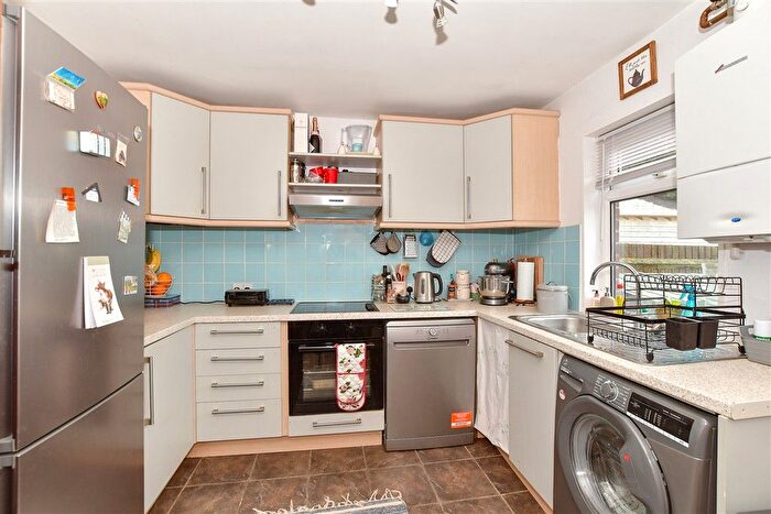 2 Bedroom Terraced House For Sale In Whetsted Road, Five Oak Green, Tonbridge, Kent, TN12
