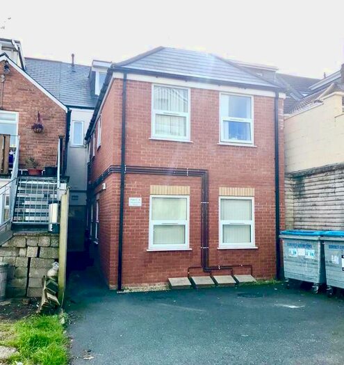 1 Bedroom Flat To Rent In Warwick Place, Pokesdown, BH7