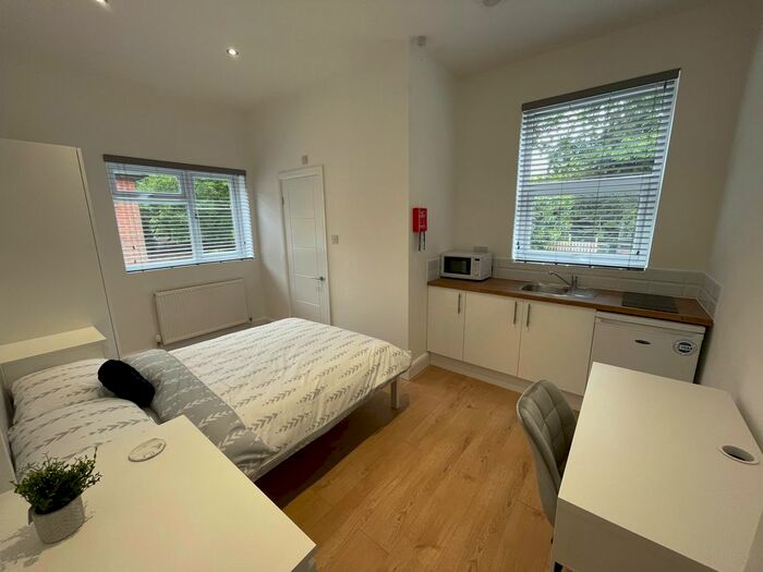 Studio To Rent In Gordon Avenue, Southampton, SO14