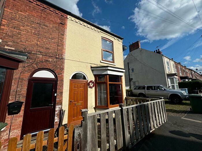 2 Bedroom End Of Terrace House To Rent In Wharton Street, Retford, DN22