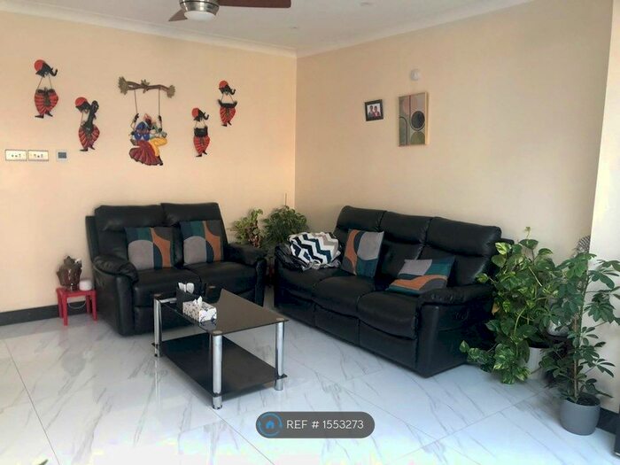 4 Bedroom End Of Terrace House To Rent In Radcliffe Road, Harrow, HA3