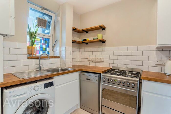 1 Bedroom Apartment To Rent In Clayton Street, Kennington, SE11
