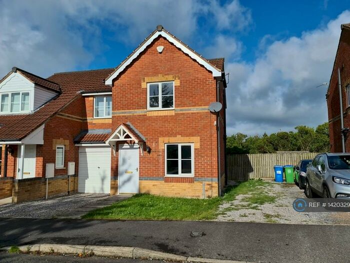 2 Bedroom Semi-Detached House To Rent In Seathwaite Close, Middleton, Manchester, M24