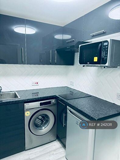 Studio To Rent In Exeter Drive, England, B37