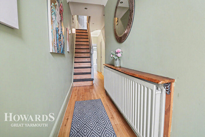 4 Bedroom Terraced House For Sale In Harley Road, Great Yarmouth, NR30