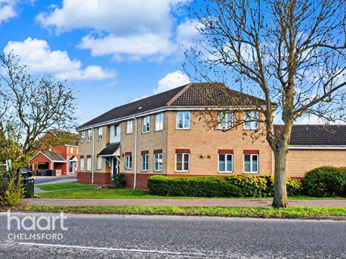 2 Bedroom Apartment For Sale In Amcotes Place, Chelmsford, CM2