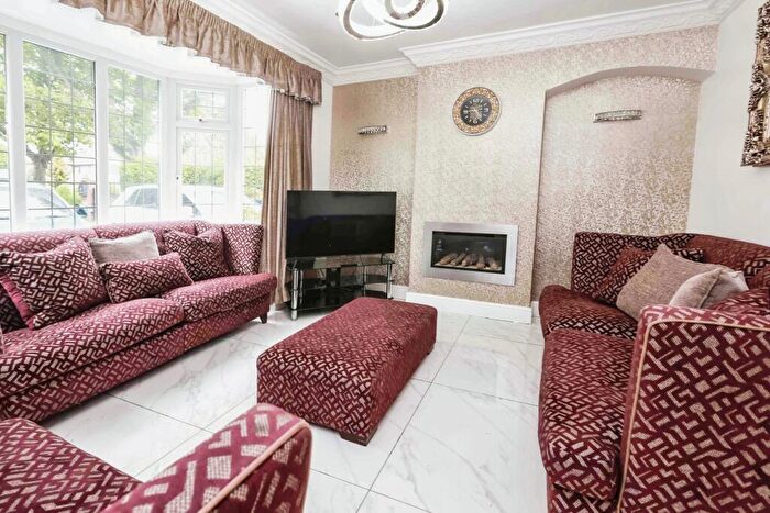 7 Bedroom House For Sale In Croftdown Road, Birmingham, B17