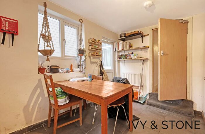 3 Bedroom Terraced House For Sale In Sperling Road, London, Greater London, N17