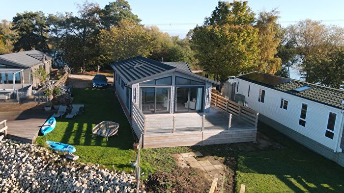 2 Bedroom Lodge For Sale In Barholm Road, Stamford, PE9