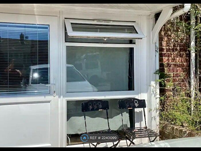 Studio To Rent In Brentwood Road, Brighton, BN1