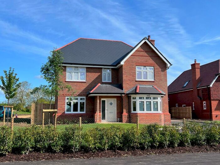 4 Bedroom Detached House For Sale In Leckhampstead Road, Akeley, Buckingham, MK18