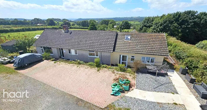3 Bedroom Detached Bungalow For Sale In Buckland Monachorum, Yelverton, PL20