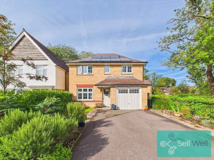 4 Bedroom Detached House For Sale In Moorgate Drive, Astley, Tyldesley, Manchester, M29