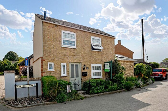 4 Bedroom Cottage To Rent In Church Way, Alconbury Weston, PE28