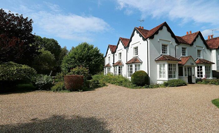 5 Bedroom Country House For Sale In Sulham, Edge Of Pangbourne, RG8