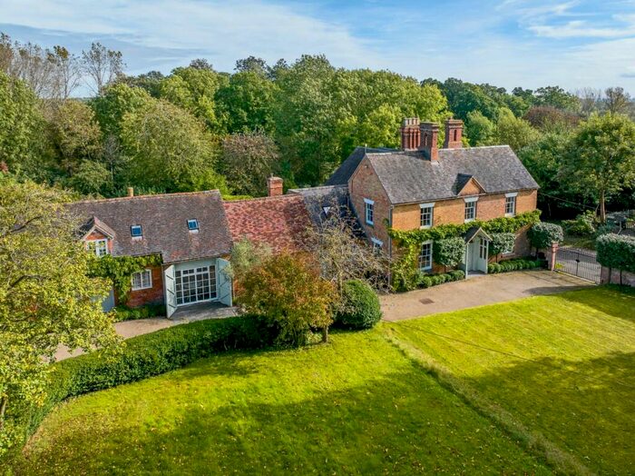 4 Bedroom Detached House For Sale In Preston On Stour, Stratford-upon-Avon, Warwickshire, CV37