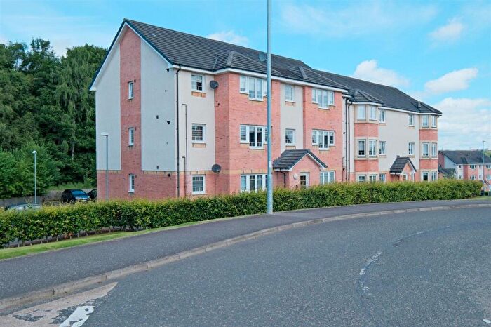 2 Bedroom Apartment For Sale In Valleyfield Crescent, Hamilton, ML3
