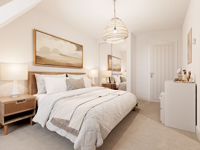 3 Bedroom End Of Terrace House For Sale In Desborough Road, Rothwell, NN14