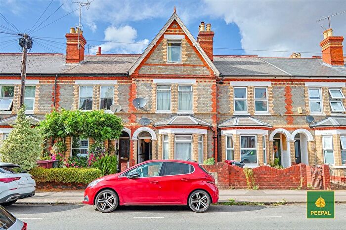 5 Bedroom Terraced House For Sale In Radstock Road, Reading, RG1